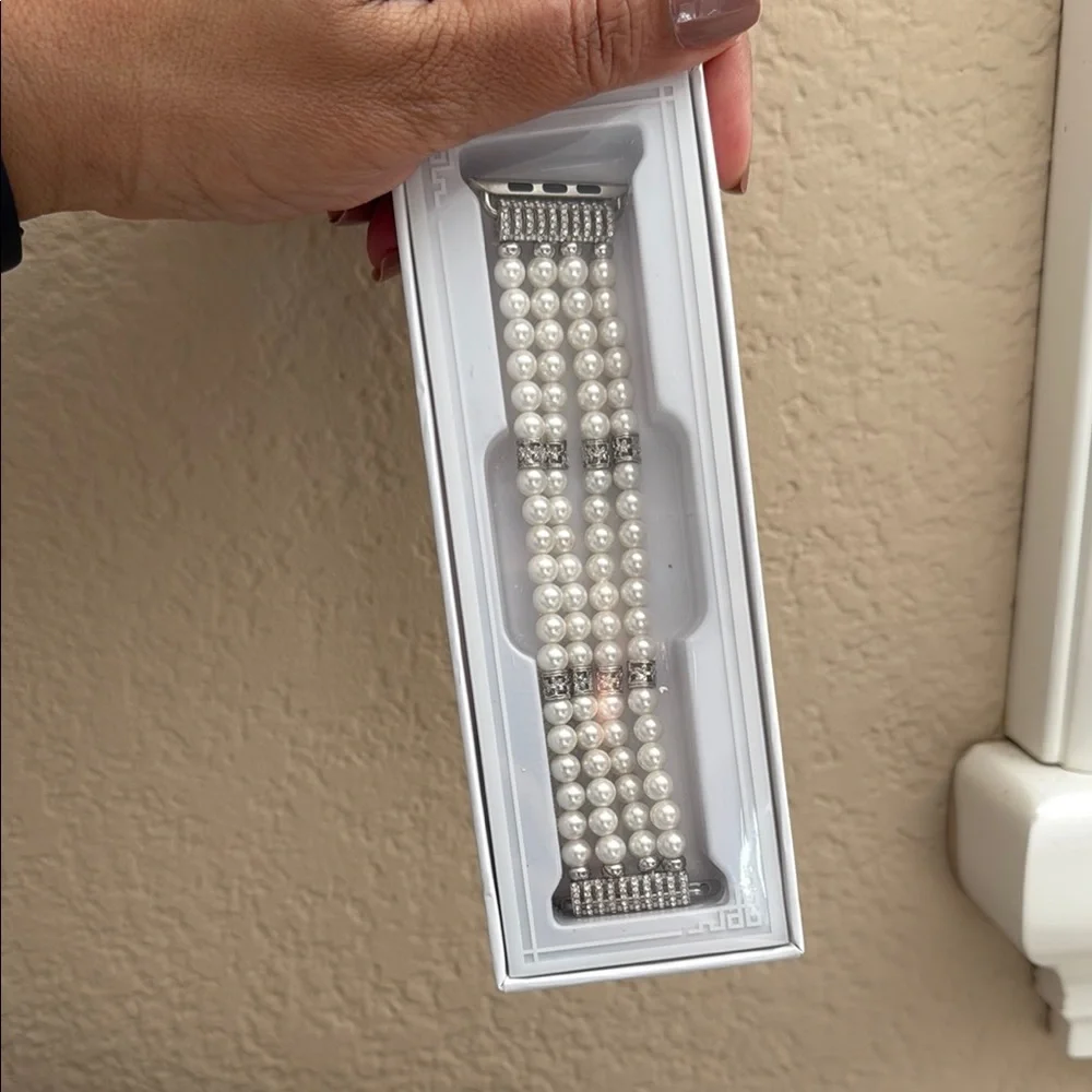 Pearl and Rhinestone Apple Watch Band